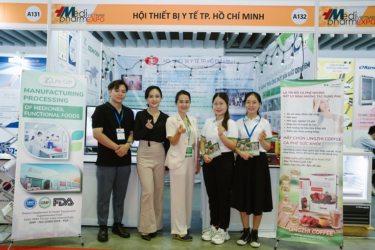 Gian hàng Life Gift Việt Nam tại triễn lãm y dược 2023